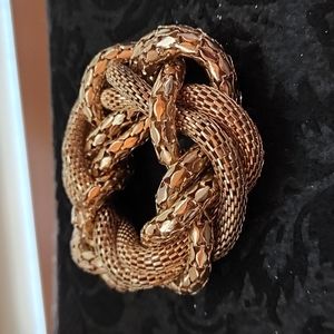 Curved Stretched Fashion Snake bracelet